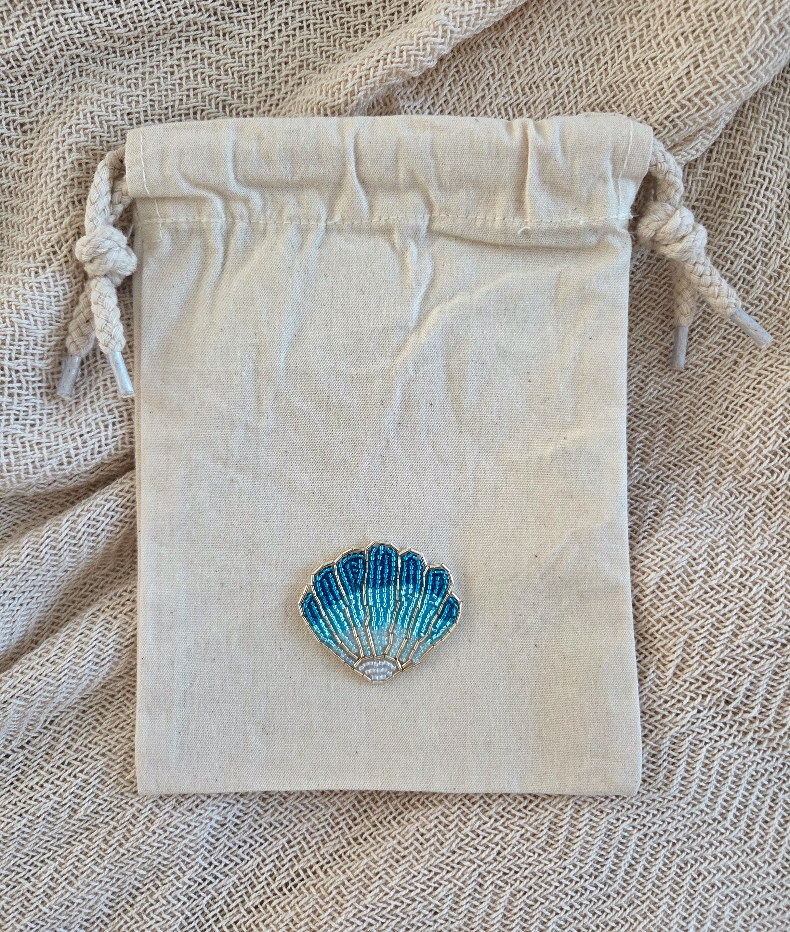 (Schelpen) zakje Blauwe Schelp